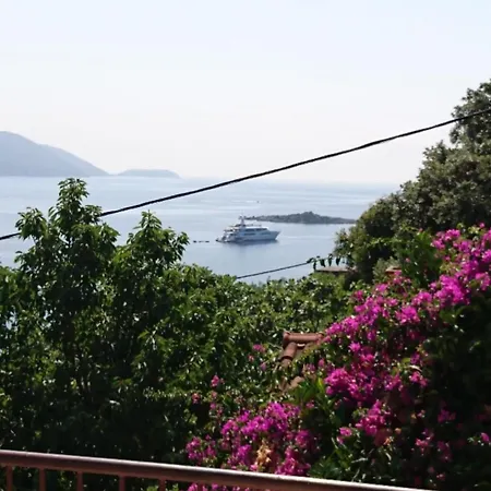 Appartement Peragi - Triple With Balcony Molunat