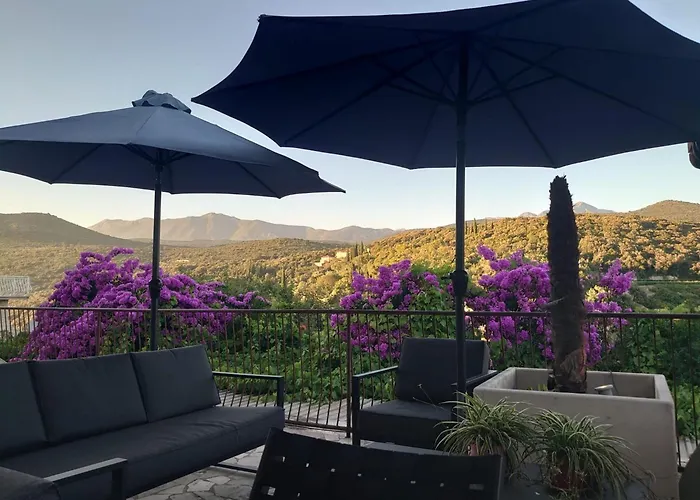 Apartamento Peragi - Triple With Balcony Molunat